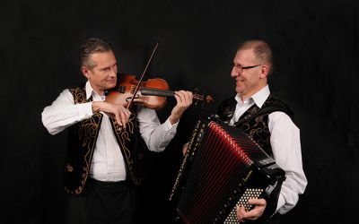 Theater ‘t Web reist naar de Balkan met Transylvania en Duo Mu-Chique